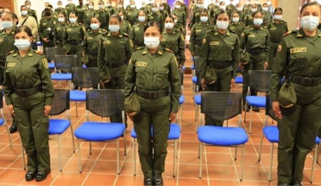 Gracias a apoyo de FNC, se conforma el primer contingente de mujeres auxiliares de policia en Antioquia